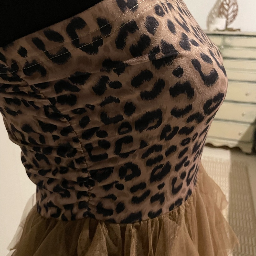 SHEIN Brown Asymmetrical Tulle leopard print dress - Picture 5 of 13